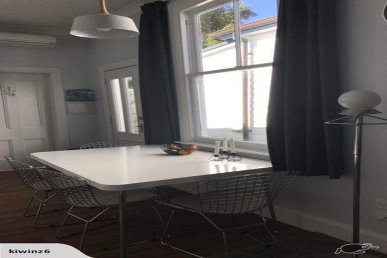 Photo of property in 7 Royal Street, Berhampore, Wellington, 6023