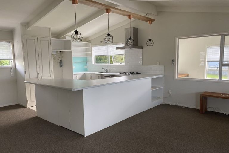 Photo of property in 12 Snells Beach Road, Snells Beach, 0920