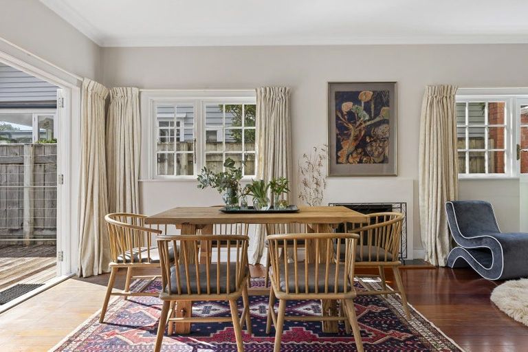 Photo of property in 76 Upland Road, Kelburn, Wellington, 6012