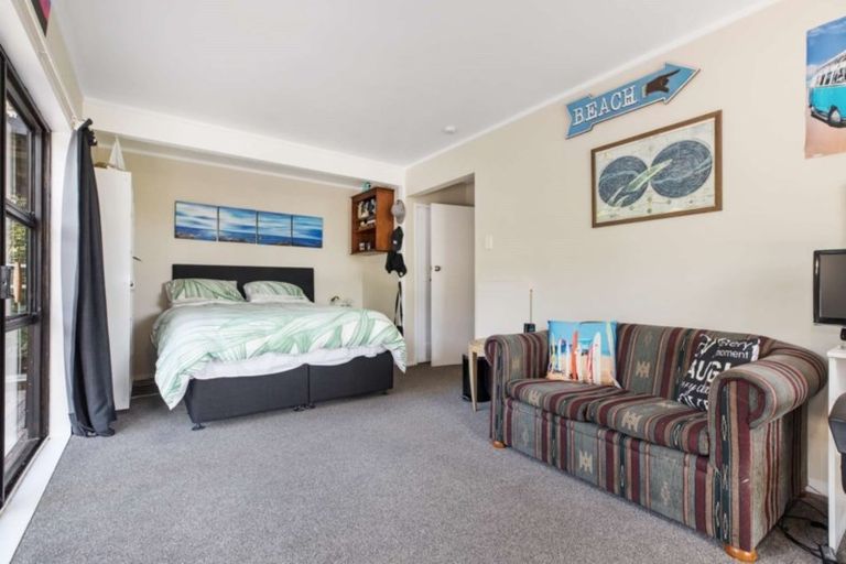 Photo of property in 91 Wood Bay Road, Titirangi, Auckland, 0604