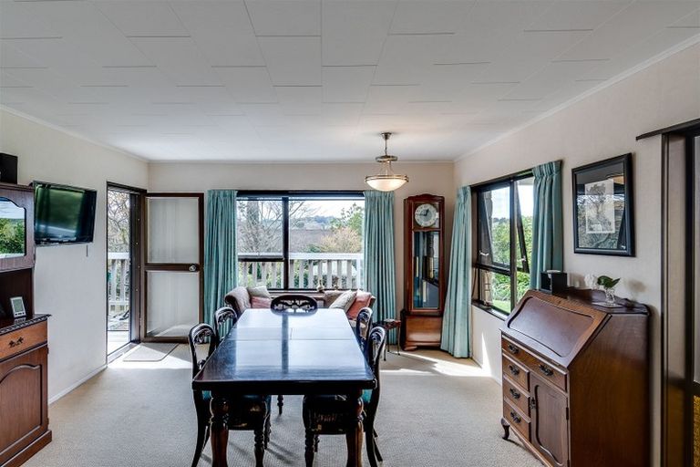 Photo of property in 977 Puketapu Road, Puketapu, Napier, 4182