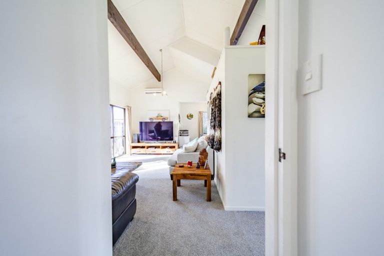 Photo of property in 42 Whiting Crescent, Greenmeadows, Napier, 4112