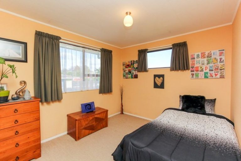 Photo of property in 44 Penrith Street, Westown, New Plymouth, 4310