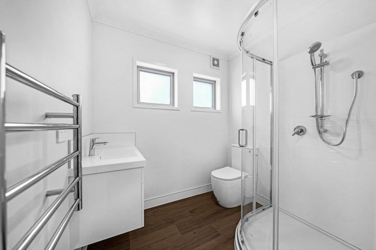 Photo of property in 5 Frank Evans Place, Henderson, Auckland, 0610