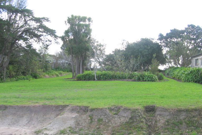 Photo of property in 17 Hawke Crescent, Beachlands, Auckland, 2018