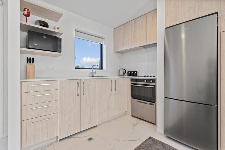 Photo of property in 3/2 Hood Street, New Brighton, Christchurch, 8061