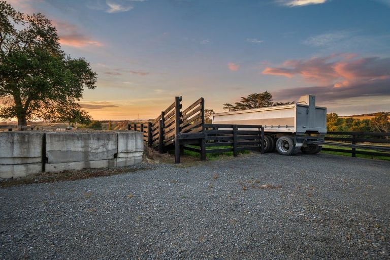 Photo of property in 245 Ashhurst Road, Bunnythorpe, Palmerston North, 4481