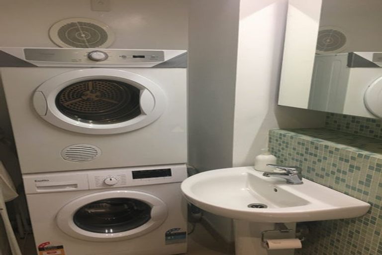 Photo of property in 8 Amherst Place, Cashmere, Christchurch, 8022