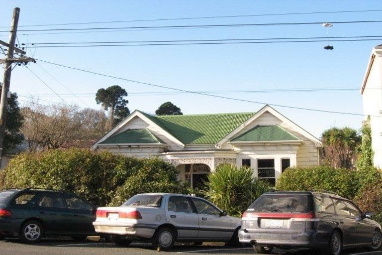 Photo of property in 591 Castle Street, North Dunedin, Dunedin, 9016