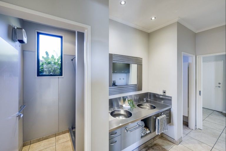 Photo of property in 50 Iona Road, Havelock North, 4130