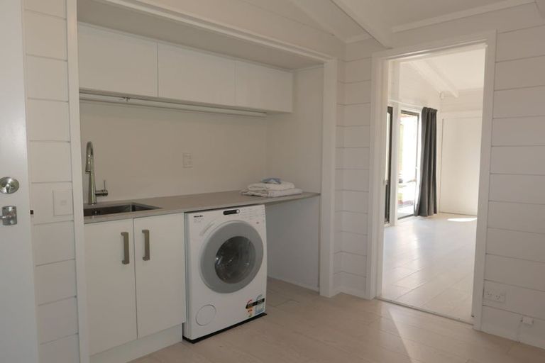 Photo of property in 1 Makora Road, Otaihanga, Paraparaumu, 5036