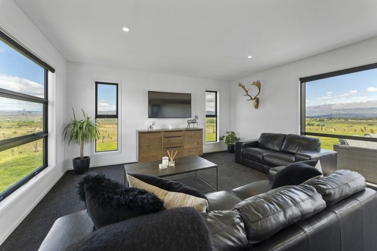 Photo of property in 77 Leaning Rock Road, Springvale, Alexandra, 9393