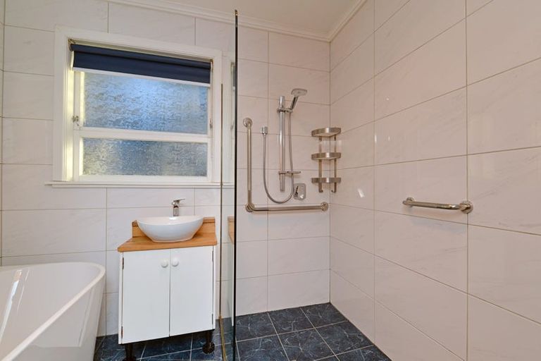 Photo of property in 4 Drake Street, Levin, 5510