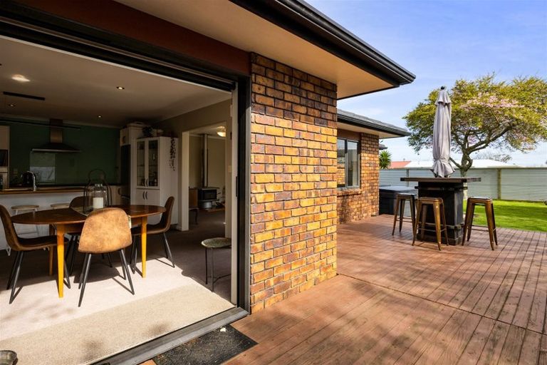 Photo of property in 30c Egmont Street, Hawera, 4610