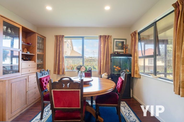 Photo of property in 67 Kentwood Drive, Woodridge, Wellington, 6037