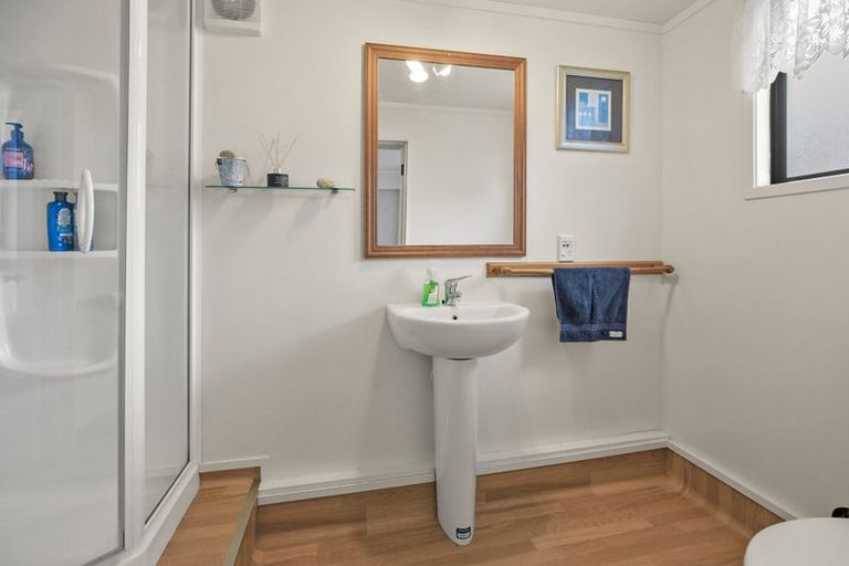 Photo of property in 2a Tatahi Street, Te Puru, Thames, 3575