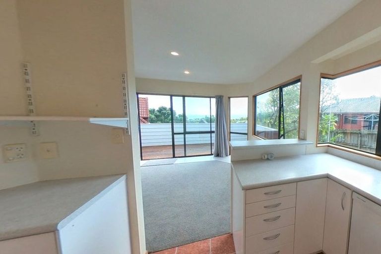 Photo of property in 6/96 William Bayes Place, Red Beach, 0932