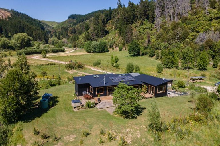 Photo of property in 538 Riwaka-sandy Bay Road, Kaiteriteri, Motueka, 7197
