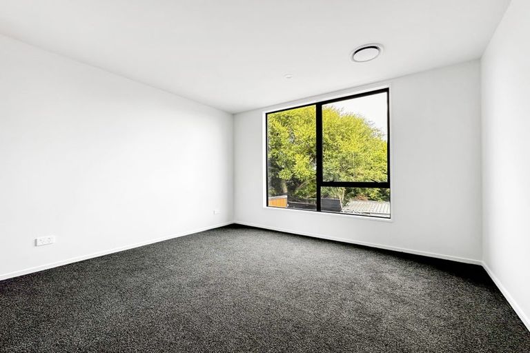 Photo of property in 2/74 Caledonian Road, St Albans, Christchurch, 8014