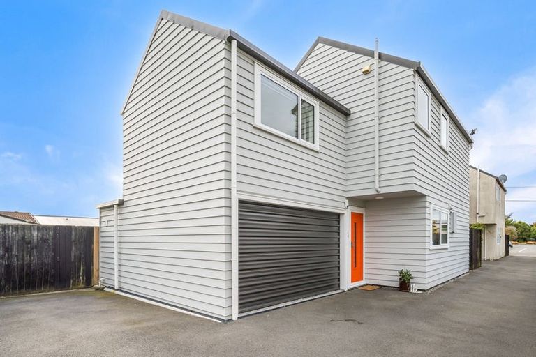 Photo of property in 2/194 Hastings Street East, Waltham, Christchurch, 8023