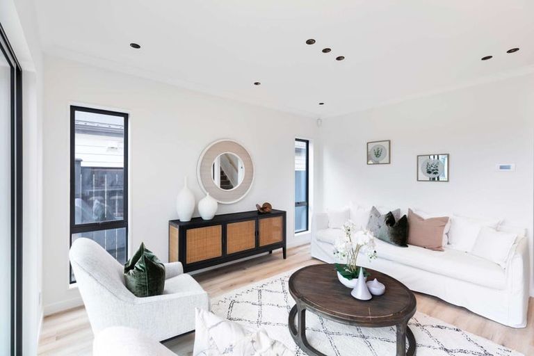 Photo of property in 4 Kauru Lane, Wainui, 0992