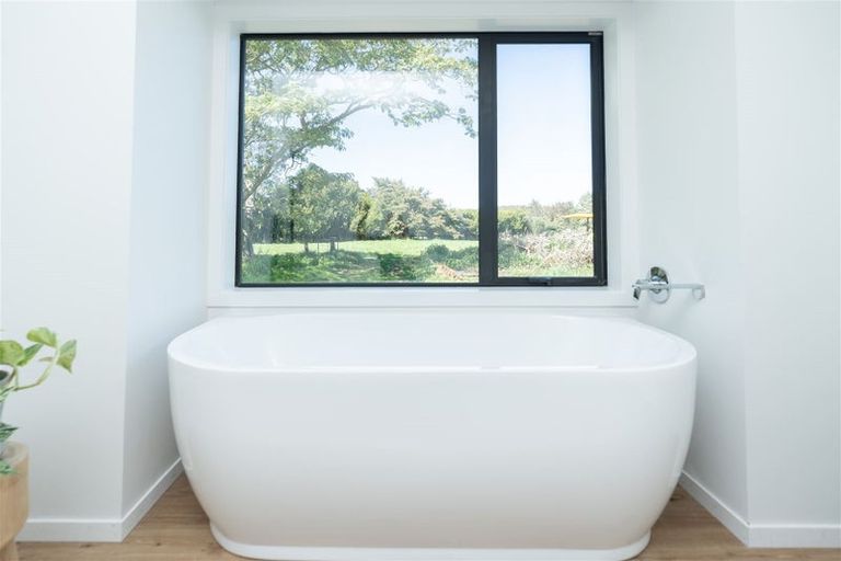 Photo of property in 40 Woodcock Road, Tamahere, Hamilton, 3283