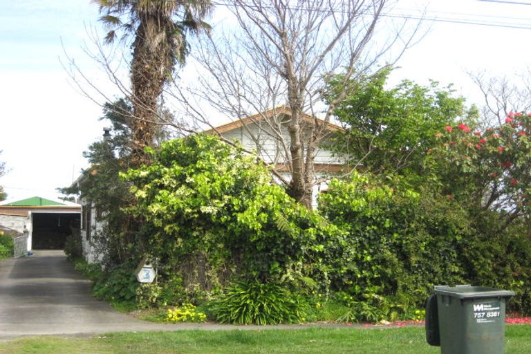 Photo of property in 3 Harris Street, Waitara, 4320