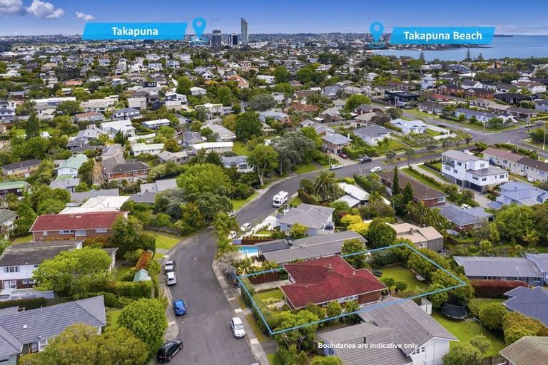 Photo of property in 28 Northumberland Avenue, Belmont, Auckland, 0622