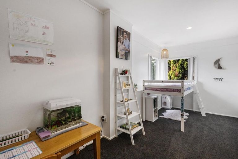 Photo of property in 8 Burn-murdoch Street, St Andrews, Hamilton, 3200
