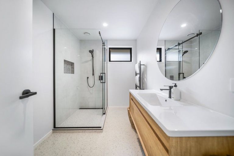 Photo of property in 11 Torridon Court, Jacks Point, Queenstown, 9371