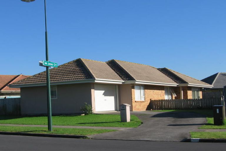 Photo of property in 6 Glen Osborne Terrace, Flat Bush, Auckland, 2019