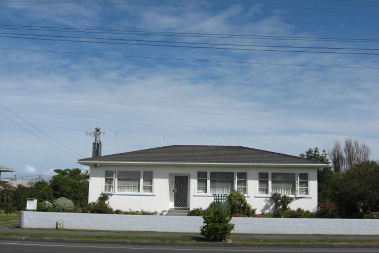 Photo of property in 51 Cornfoot Street, Castlecliff, Whanganui, 4501