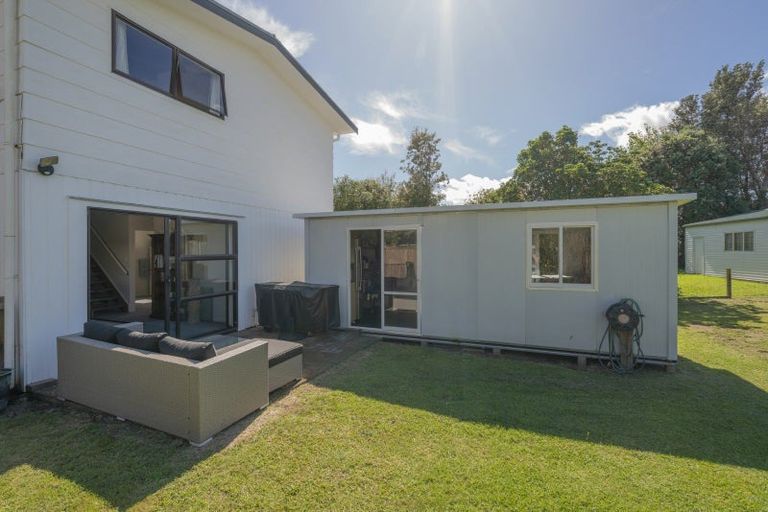 Photo of property in 37 Oyster Drive, Cooks Beach, Whitianga, 3591