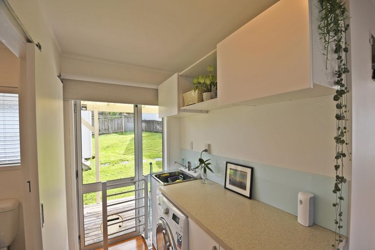 Photo of property in 11 Matangi Terrace, Snells Beach, 0920