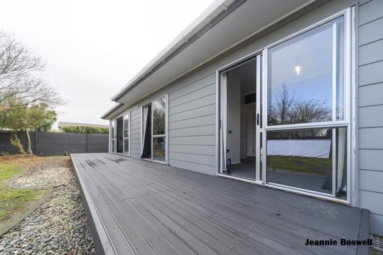 Photo of property in 40 Ruamahanga Crescent, Terrace End, Palmerston North, 4410