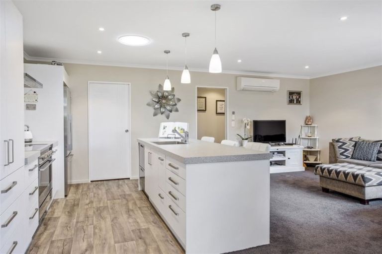 Photo of property in 215 Highsted Road, Casebrook, Christchurch, 8051