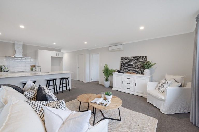 Photo of property in 34 Richardson Road, Omokoroa, 3114