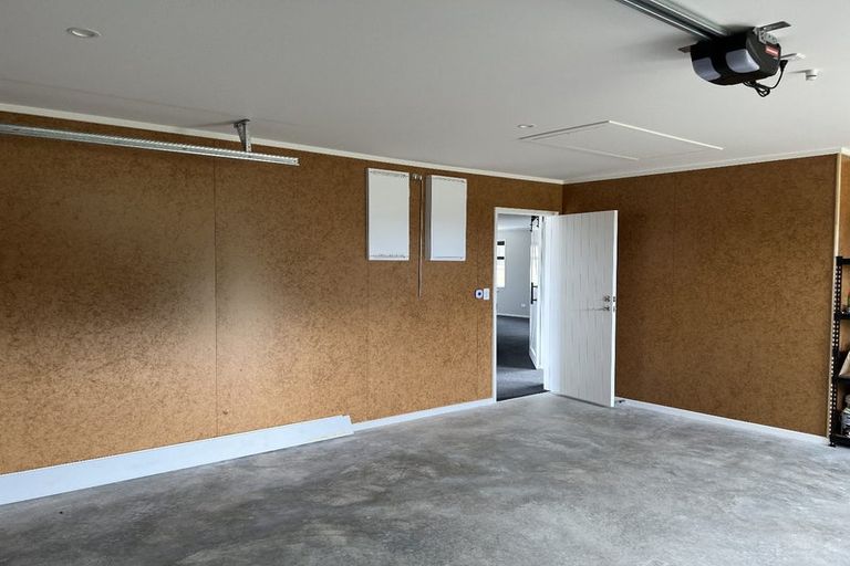 Photo of property in 5 Roma Way, Waitarere, 5510