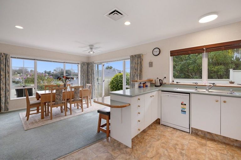 Photo of property in 31 Buckingham Place, Bethlehem, Tauranga, 3110