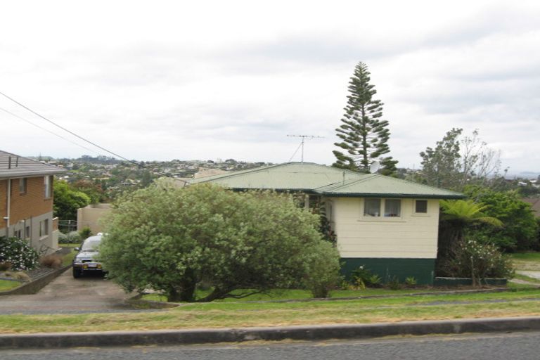 Photo of property in 79 Stanmore Bay Road, Stanmore Bay, Whangaparaoa, 0932