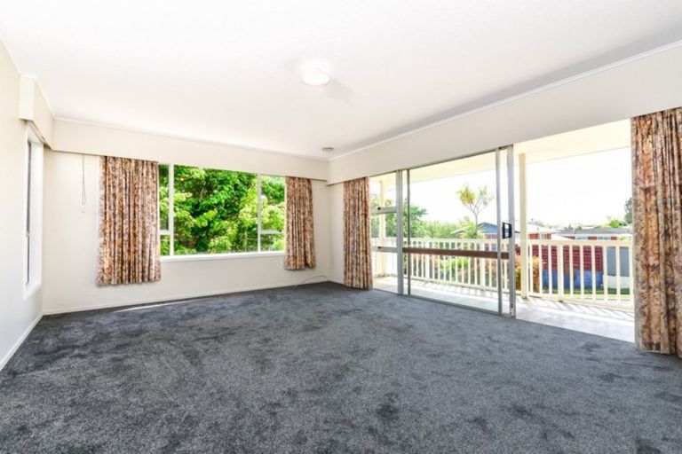 Photo of property in 51 Russleigh Drive, Dinsdale, Hamilton, 3204