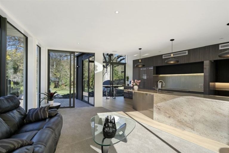 Photo of property in 1a Wood Lane, Fendalton, Christchurch, 8014