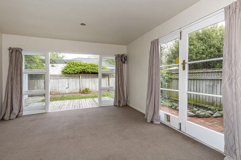 Photo of property in 53 Lionel Street, Avonside, Christchurch, 8061