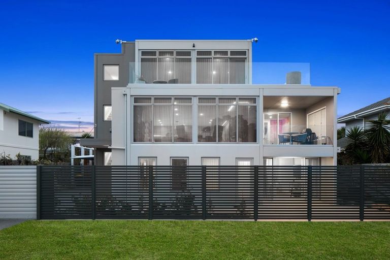 Photo of property in 8b Oceanbeach Road, Mount Maunganui, 3116