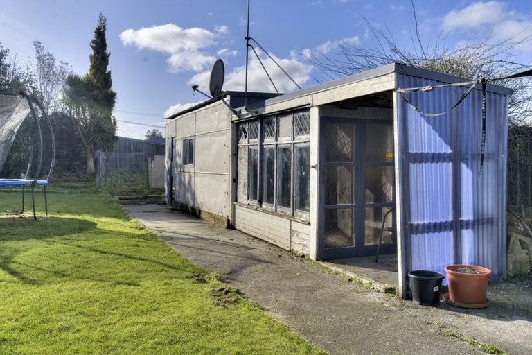 Photo of property in 8 Mill Street, Milton, 9220