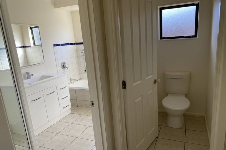 Photo of property in 9 Takahe Drive, Paraparaumu Beach, Paraparaumu, 5032