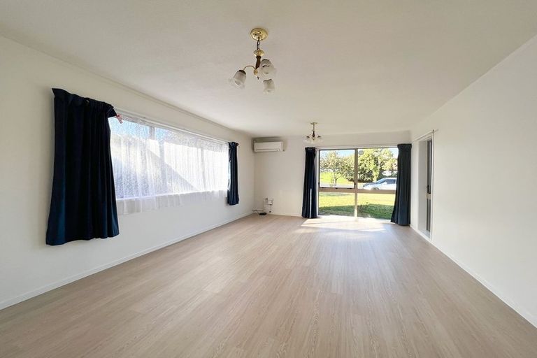 Photo of property in 81 Aberfeldy Avenue, Highland Park, Auckland, 2010