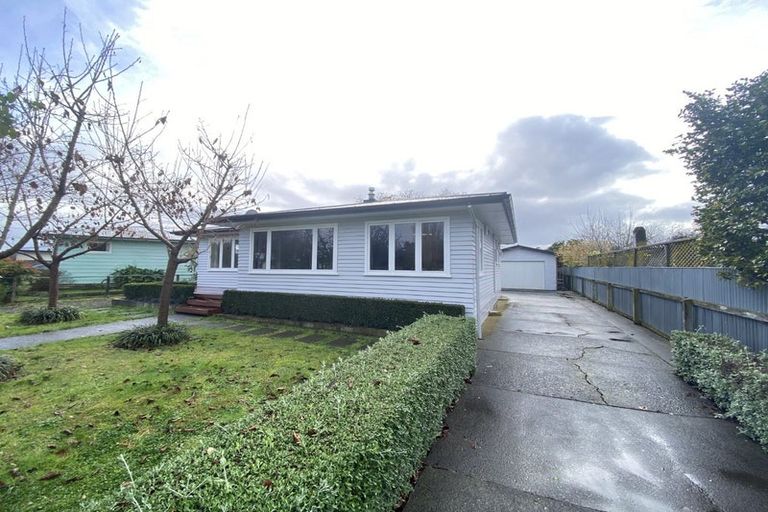 Photo of property in 3 Upham Street, Havelock North, 4130