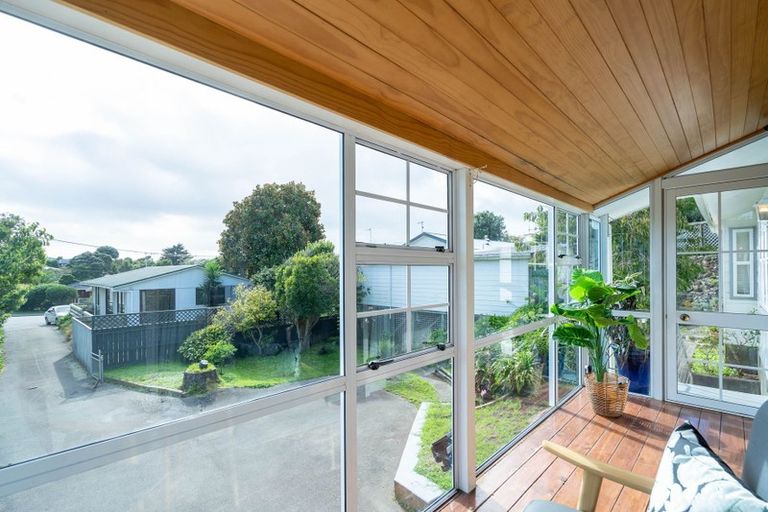 Photo of property in 10 Poplar Avenue, Raumati South, Paraparaumu, 5032