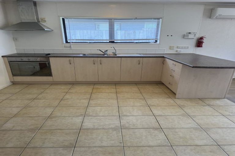 Photo of property in 1/69 West Street, Pukekohe, 2120